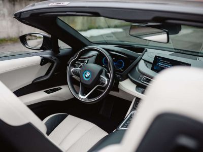 BMW i8 Roadster Vat refundable-Like new  - 7