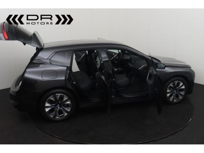 BMW iX 50 xDRIVE50 EDITION 1 12KW/h - NAVI SKY LOUNGE HARMAN KARDON  - 12