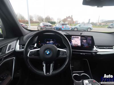 BMW iX1 30 M-SPORT TREKHK 360CAM MEMO HUD 20  - 28