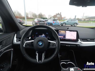 BMW iX1 XDR30 M-SPORT TREKHK MEMO HUD 360CAM  - 28