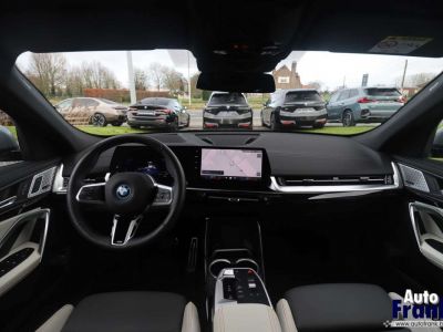 BMW iX2 30 M-SPORT PANO TREKHK 360 CAM -MEMO HUD  - 26