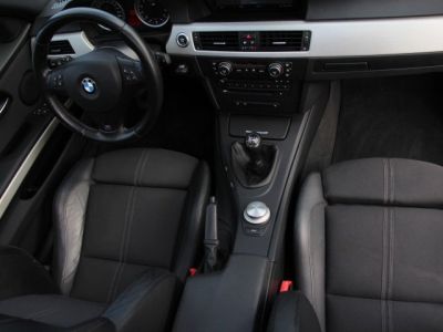 BMW M3 E90  - 25