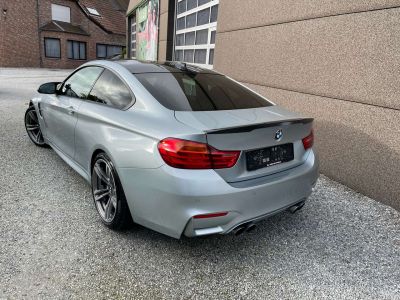 BMW M4 Coupé 3.0 DKG Carbon  - 4