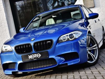 BMW M5 4.4 V8 DKG  - 1
