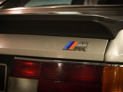 BMW M6 635 CSi  - 22