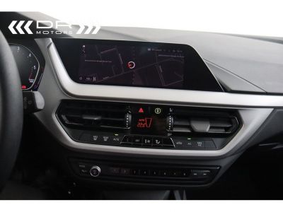 BMW Série 1 116 d ADVANTAGE BUSINESS - NAVI DAB LIVE COCKPIT PLUS MIRROR LINK  - 17