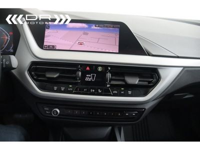 BMW Série 1 116 dA ADVANTAGE BUSINESS - NAVI DAB MIRROR LINK LEDER LIVE COCKPIT PLUS 17.700km!!!  - 17