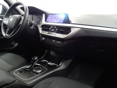 BMW Série 1 118 iA Hatch New  - 8