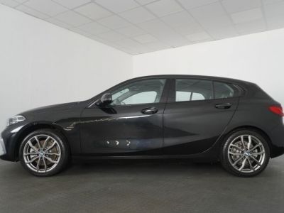 BMW Série 1 120i 5-Türer Luxury Line, VOLANT MSPORT, TETE HAUTE, ATTELAGE, TOIT PANO  - 5