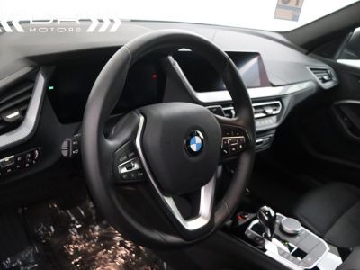 BMW Série 2 216 dA GRAN COUPE ADVANTAGE - NAVI LED 27.077km!!  - 32