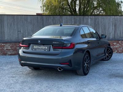 BMW Série 3 320 320i Aut. Sport Line / M int. / 2019 / led / leder / camera  - 2
