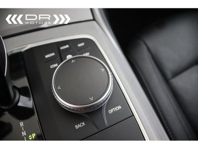 BMW Série 3 330 e ADVANTAGE - LEDER NAVI LED DAB HiFi  - 31