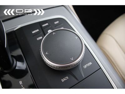 BMW Série 3 330 e ADVANTAGE - LEDER NAVI LED DAB HiFi  - 31