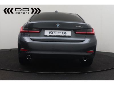 BMW Série 3 330 e ADVANTAGE - LEDER NAVI LED DAB HiFi  - 8