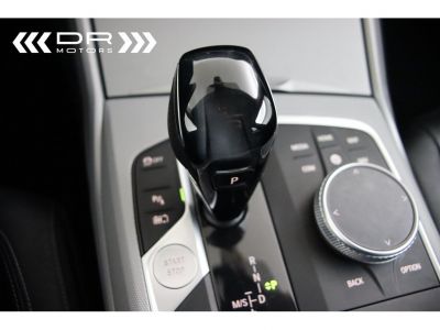 BMW Série 3 330 e ADVANTAGE - LEDER NAVI LED DAB HiFi  - 29