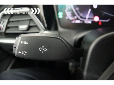 BMW Série 3 330 e ADVANTAGE - LEDER NAVI LED DAB HiFi  - 33