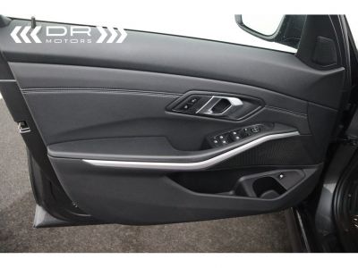 BMW Série 3 330 e ADVANTAGE - LEDER NAVI LED DAB HiFi  - 42