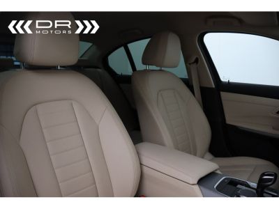 BMW Série 3 330 e ADVANTAGE - LEDER NAVI LED DAB HiFi  - 13