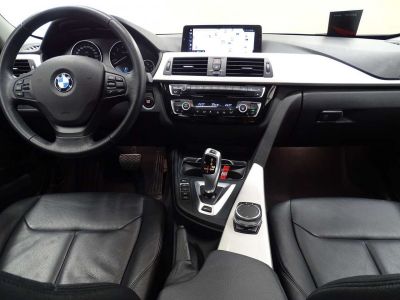 BMW Série 3 330 eA Berline Plug-In Hybrid  - 9