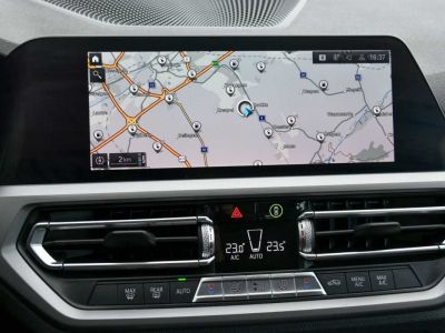 BMW Série 3 330 Saloon e - TOURING - NAVI - LEDER - FULL LED - CAMERA - PDC V&A -  - 21