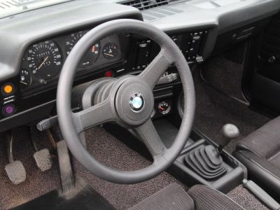 BMW Série 3 E21 323i  - 20