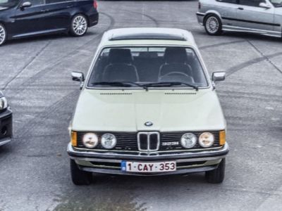 BMW Série 3 E21 323i  - 177