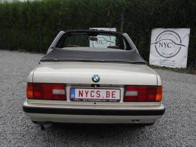 BMW Série 3 E30 318i Baur  - 11