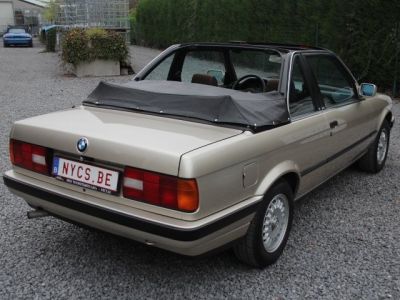 BMW Série 3 E30 318i Baur  - 13