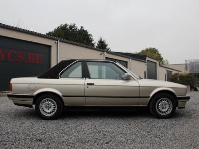 BMW Série 3 E30 318i Baur  - 16