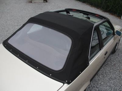 BMW Série 3 E30 318i Baur  - 116