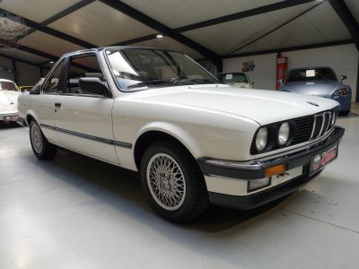 BMW Série 3 E30 318i Baur TC  - 3