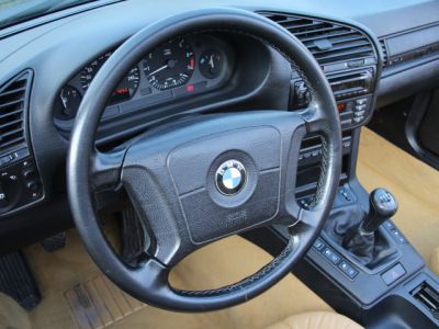 BMW Série 3 E36 328i Cabrio - <small></small> 11.500 € <small>TTC</small> - #22