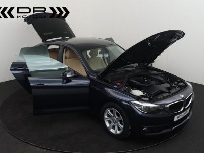 BMW Série 3 Gran Turismo 318 dA - NAVI LEDER LED 38.675km!!!  - 11