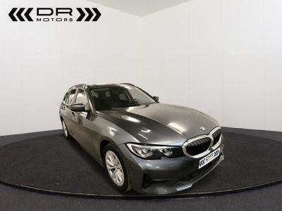 BMW Série 3 Touring 330 e ADVANTAGE - NAVI KEYLESS ENTRY PANODAK DAB HIFI  - 2