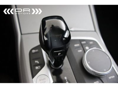 BMW Série 3 Touring 330 e ADVANTAGE - NAVI KEYLESS ENTRY PANODAK DAB HIFI  - 29