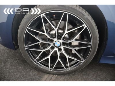 BMW Série 3 Touring 330 e ADVANTAGE - NAVI LED LEDER PANODAK TREKHAAK LIVE COCKPIT  - 53