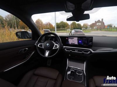 BMW Série 3 Touring 330 E BREAK 4X4 M-SPORT PANO FACELIFT 19  - 27