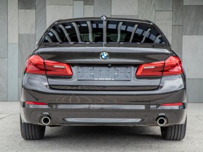 BMW Série 5 520iA Sportline - AUTOMAAT -  HISTORIEK - LEDER - CAMERA - SFEERVERLICHTING - KEYLESS START - AIRCO  - 8