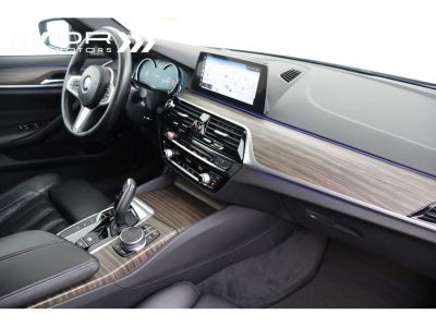 BMW Série 5 530 e M PACK - NAVI HARMANN KARDON ADAPTIVE CRUISE LED HEAD UP  - 15