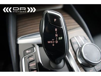 BMW Série 5 530 e M PACK - NAVI HARMANN KARDON ADAPTIVE CRUISE LED HEAD UP  - 34