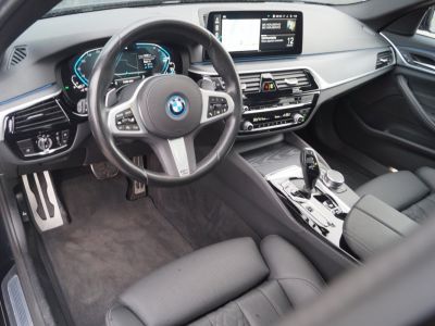 BMW Série 5 Serie 530 e PHEV Xdrive M-SPORTPAKKET ACC PANO 19M  - 17