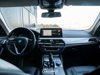 BMW Série 5 Touring 520 520iA - Panoramisch dak - Apple Carplay  - 9