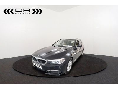 BMW Série 5 Touring 520 dA - NAVI LEDER PANODAK KEYLESS ENTRY  - 1