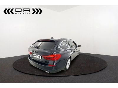 BMW Série 5 Touring 520 dA - NAVI LEDER PANODAK KEYLESS ENTRY  - 3