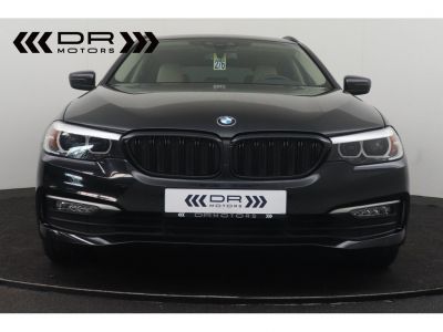 BMW Série 5 Touring 520 dA - NAVI LEDER PANODAK KEYLESS ENTRY  - 6