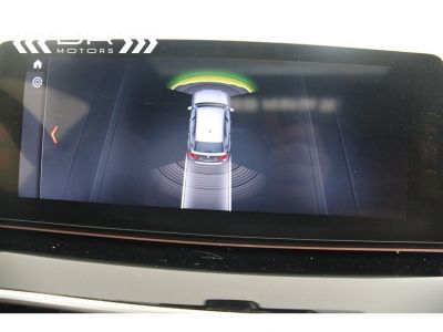 BMW Série 5 Touring 520 dA - NAVI LEDER PANODAK KEYLESS ENTRY  - 22