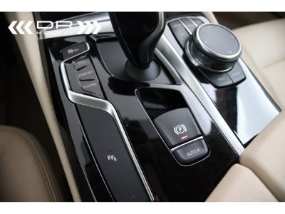 BMW Série 5 Touring 520 dA - NAVI LEDER PANODAK KEYLESS ENTRY  - 29