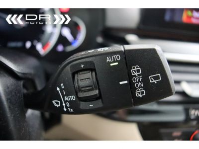 BMW Série 5 Touring 520 dA - NAVI LEDER PANODAK KEYLESS ENTRY  - 37