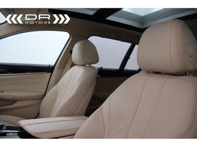 BMW Série 5 Touring 520 dA - NAVI LEDER PANODAK KEYLESS ENTRY  - 40