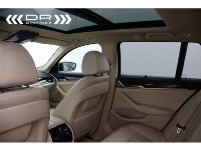 BMW Série 5 Touring 520 dA - NAVI LEDER PANODAK KEYLESS ENTRY  - 45